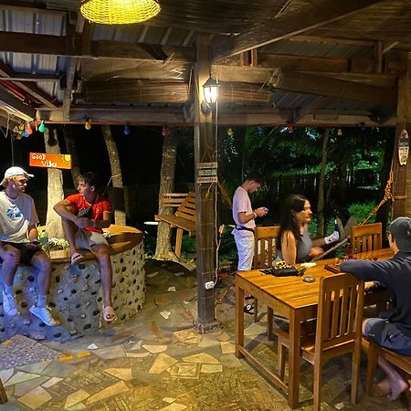 B&R Hostel Nagtabon Bacungan エクステリア 写真