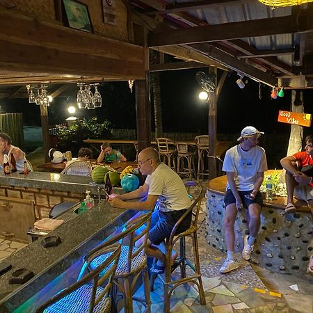 B&R Hostel Nagtabon Bacungan エクステリア 写真