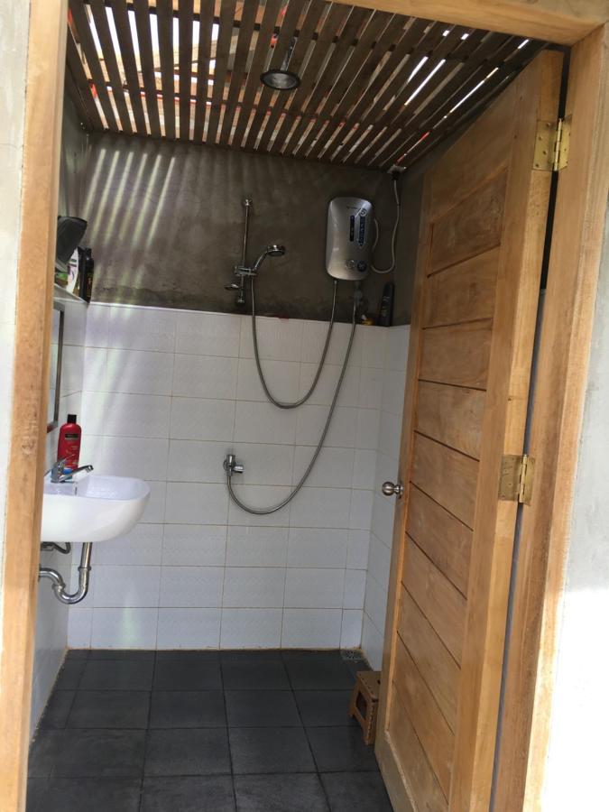 B&R Hostel Nagtabon Bacungan エクステリア 写真