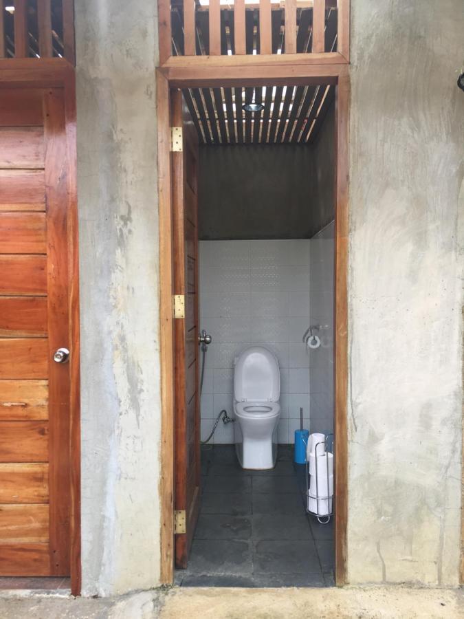 B&R Hostel Nagtabon Bacungan エクステリア 写真