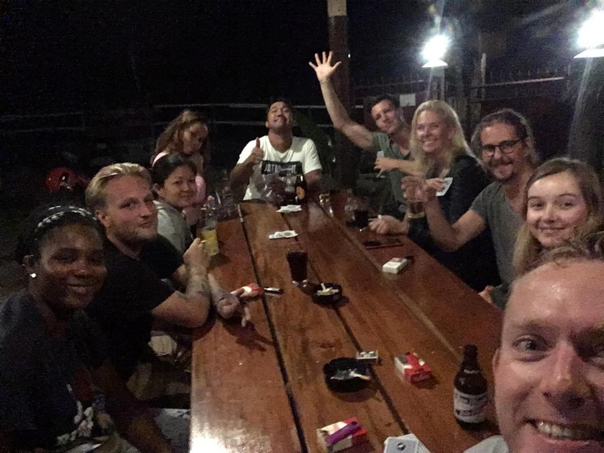 B&R Hostel Nagtabon Bacungan エクステリア 写真