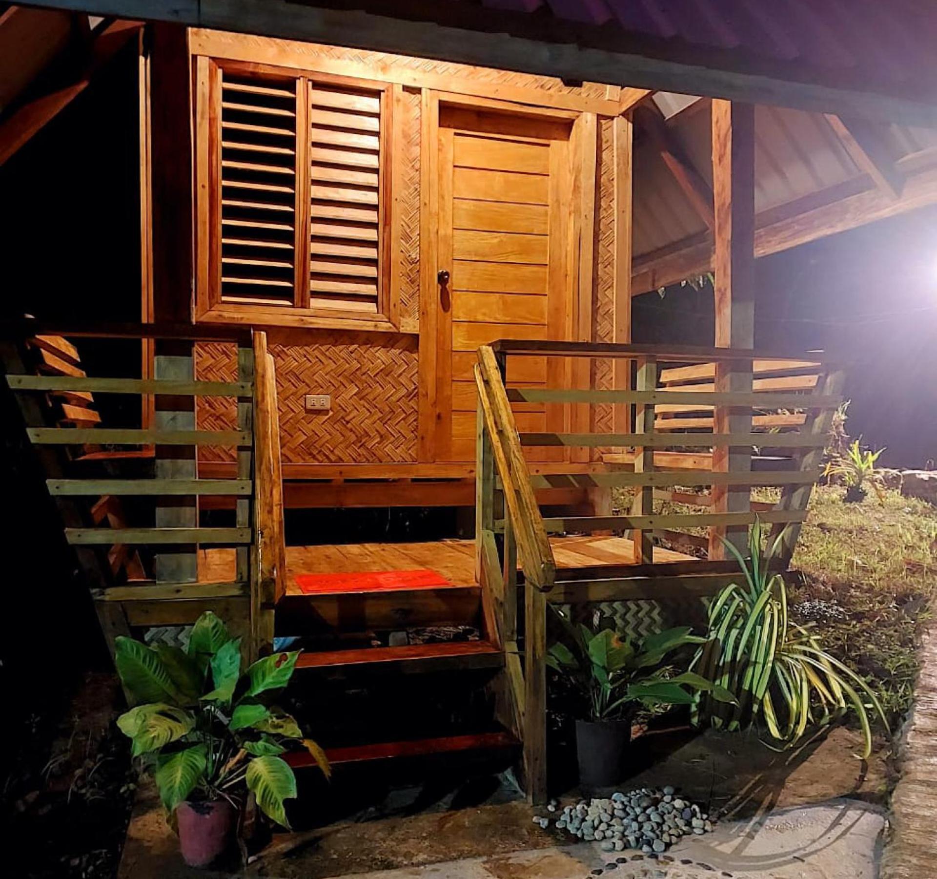 B&R Hostel Nagtabon Bacungan エクステリア 写真